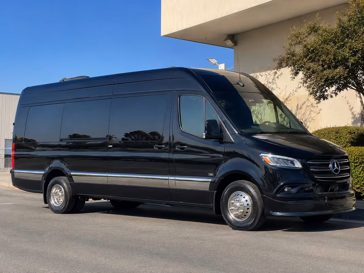14 passenger sprinter limousine
