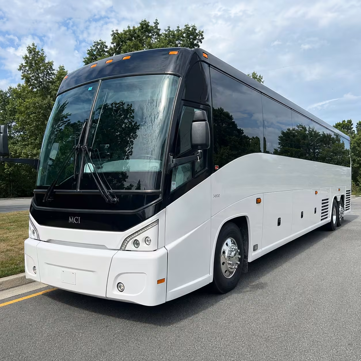40 56 passenger charter bus