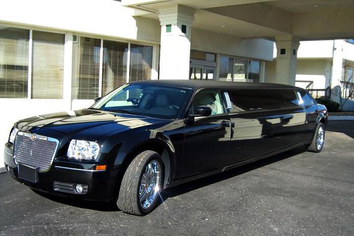 Hoover 10 Passenger Limo