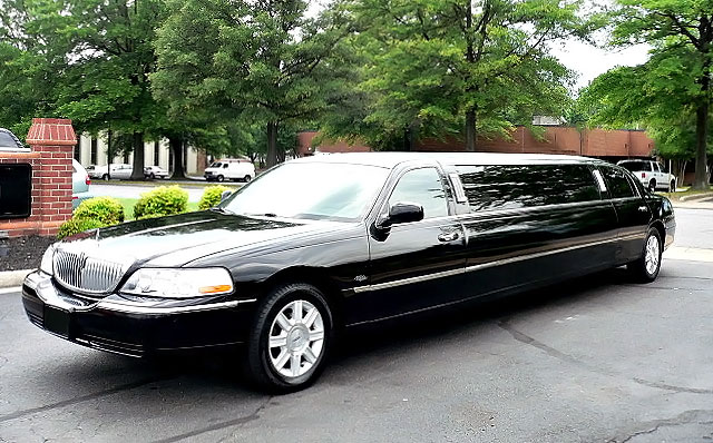 Hoover 8 Passenger Limo